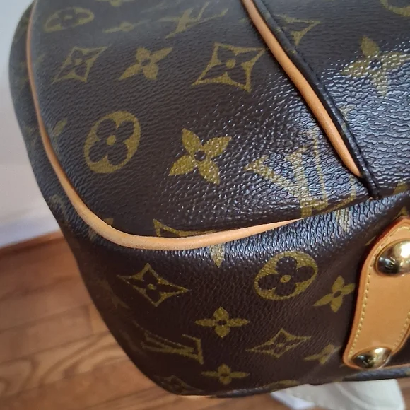 Authentic Louis Vuitton Galliera PM - Picture 8 of 16
